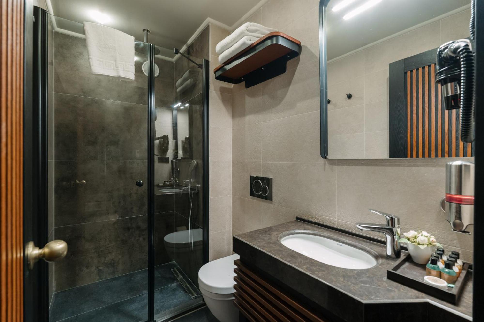 Tria Elegance Istanbul Hotel Exterior foto